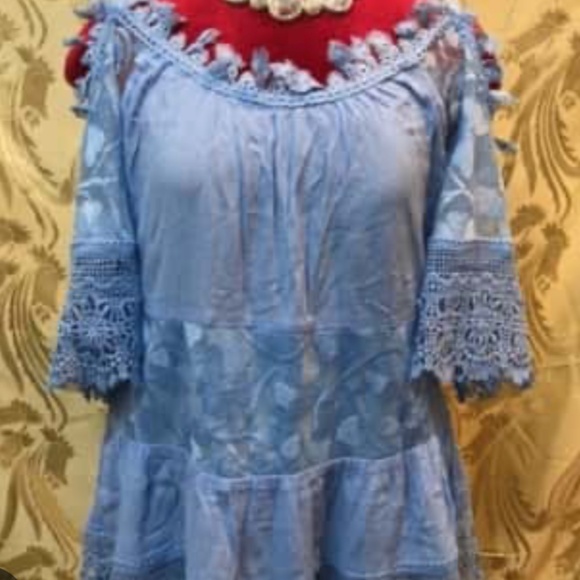 Women’s Tiered Cold Shoulder Lace/ Crochet Detail Tunic Top in PLBL sz S EUC - Picture 3 of 5